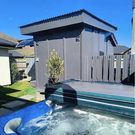 קווינסטאון Gorgeous Cabin - Spa Pool! מראה חיצוני תמונה